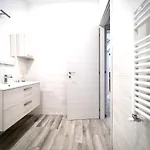Apartman Dimora Sottoripa 24 Di Fronte All'acquario - Genovabnb It Genova