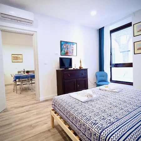Appartement Dimora Sottoripa 24 Di Fronte All'acquario - Genovabnb It *