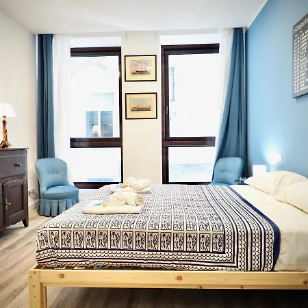 Dimora Sottoripa 24 Di Fronte All'acquario - Genovabnb It Apartmán *