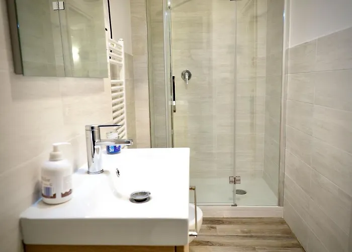 Dimora Sottoripa 24 Di Fronte All'acquario - Genovabnb It *