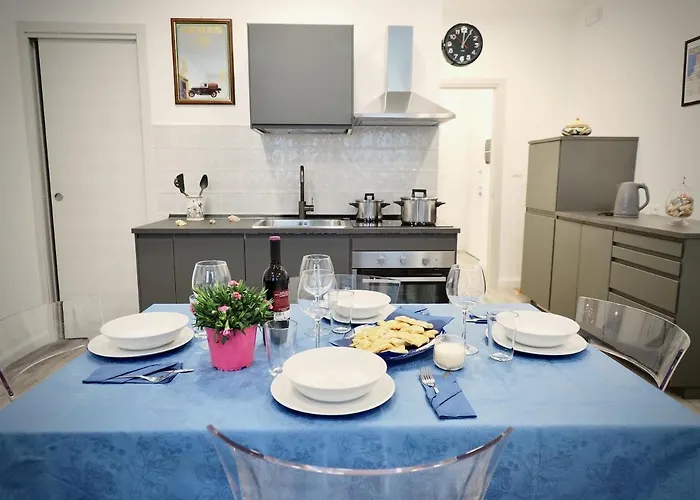 Dimora Sottoripa 24 Di Fronte All'acquario - Genovabnb It Janov