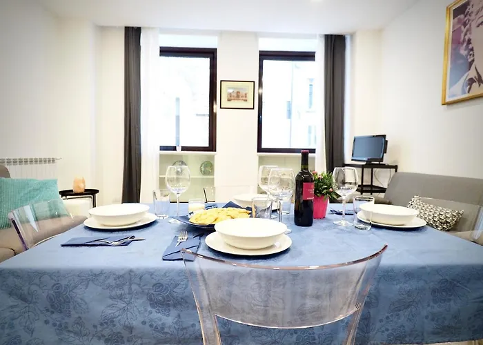 Dimora Sottoripa 24 Di Fronte All'acquario - Genovabnb It * Janov