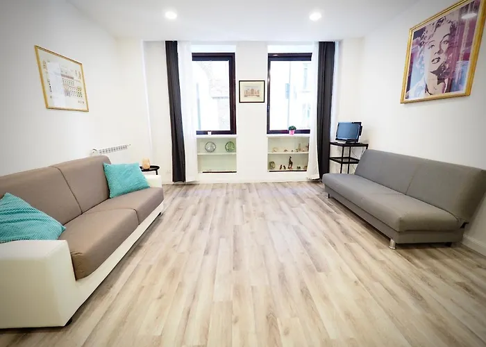 Dimora Sottoripa 24 Di Fronte All'acquario - Genovabnb It Apartmán Janov