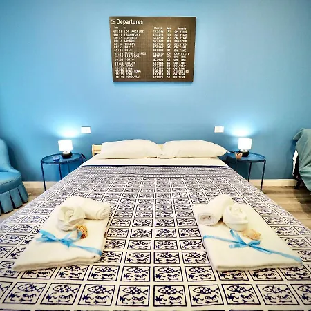 Dimora Sottoripa 24 Di Fronte All’acquario - Genovabnb It